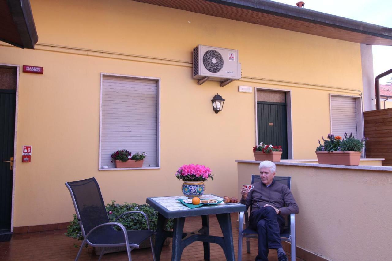 Hotel Al Corso Legnano Exterior foto