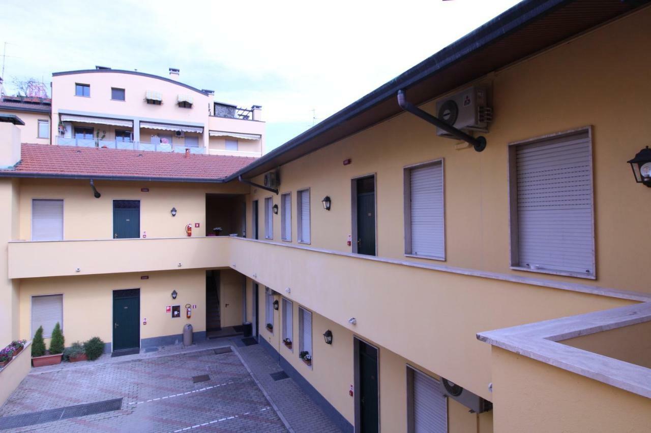 Hotel Al Corso Legnano Exterior foto